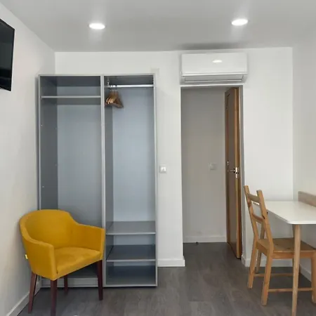 Alexandra Hostel