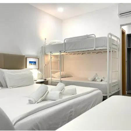 Hostel Alexandra *