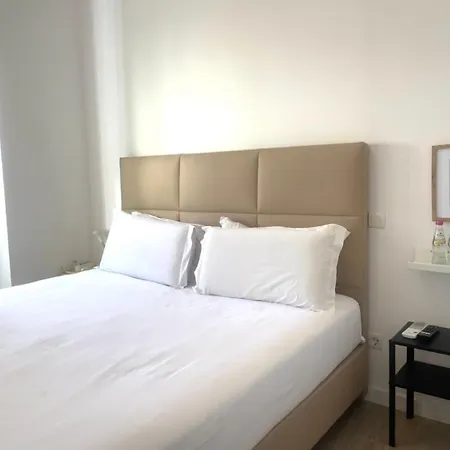 Alexandra Hostel Costa de Caparica