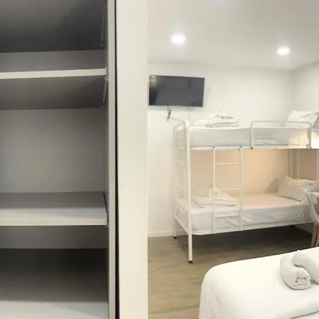 Hostel Alexandra