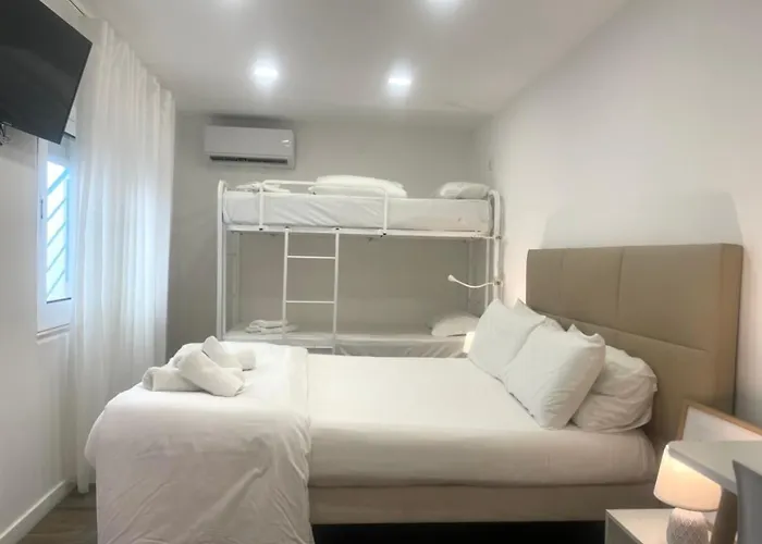 Alexandra Hostel Costa de Caparica