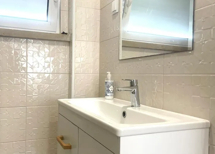 Alexandra Ostello Costa da Caparica